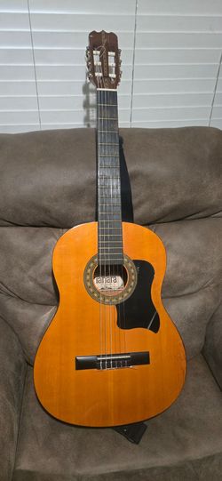 TANARA CLASSICAL ACOUSTIC GUITAR $120 OBO
