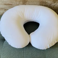 Boppy Pillow 