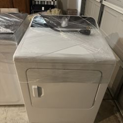 Brand NEW Whirlpool Washer/Dryer 