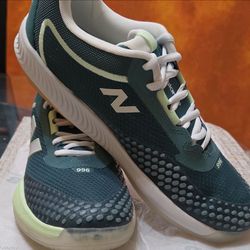 New Balance 996 Tennis Sneakers