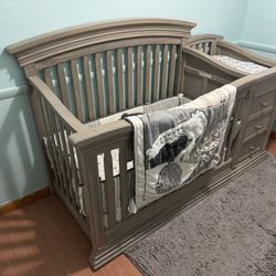 Baby Crib Complete Set!!!