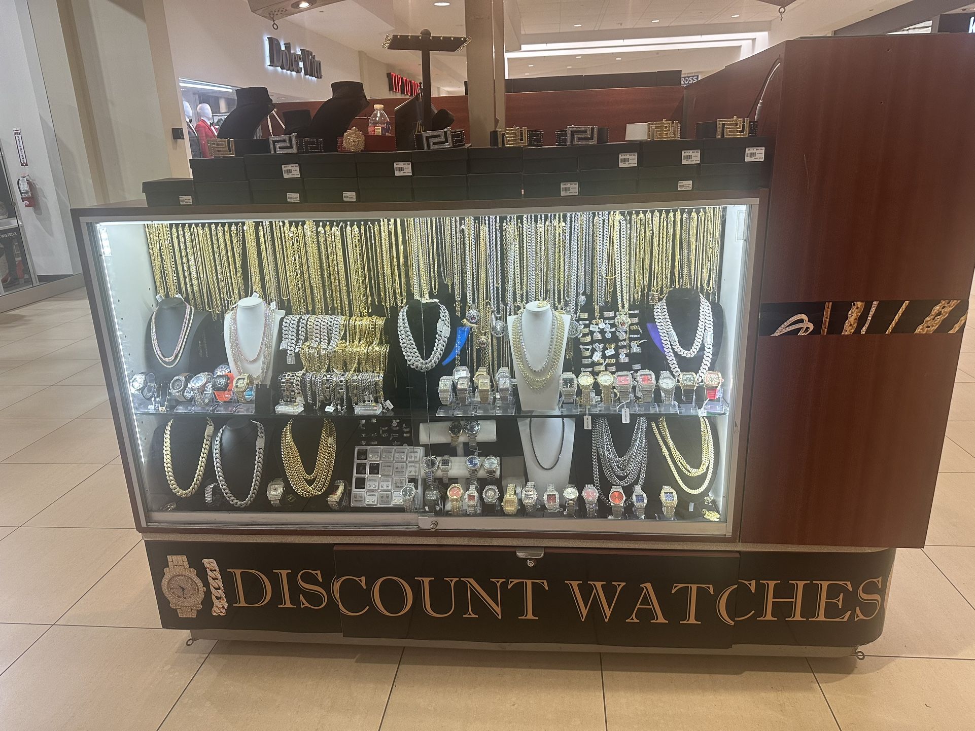 4 Showcases
