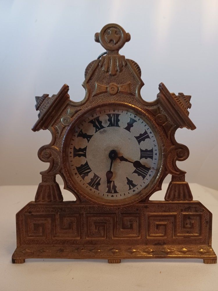 Antique Gold Color Cast Medal Clock w/Roman Numerals for Desk or Mantle