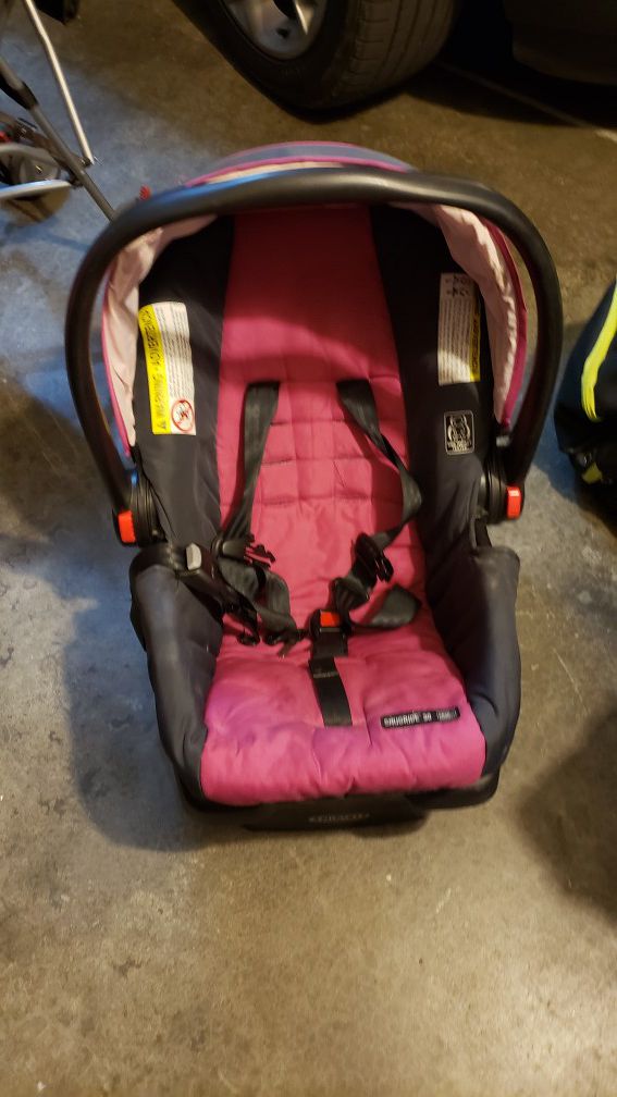 2 free stroller and 1 car seat for a girl.