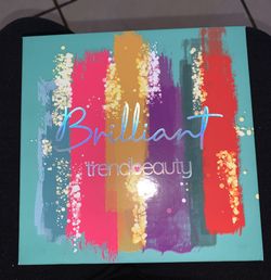Beauty Creations Brilliant Palette