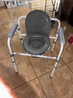 Adjustable Toilet Chair