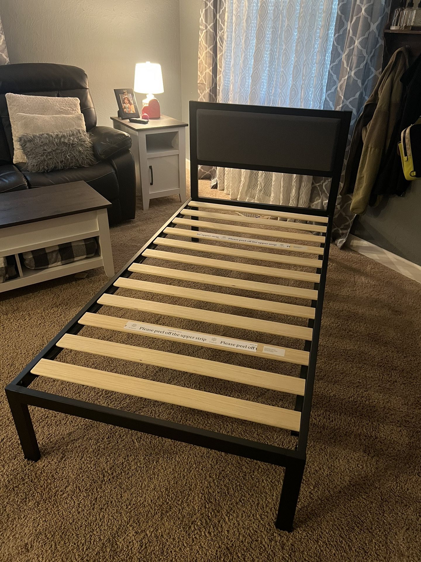 Twin Platform Bed With Headboard 