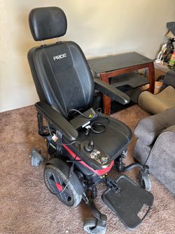 Electric wheelchair