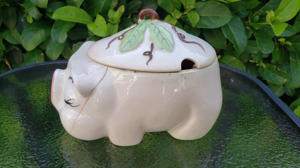l Vintage Antique Pig Gravy Boat Tureen No Ladle T-28
