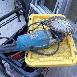 Makita Big Grinder Whith Cement Disc 120 OBO