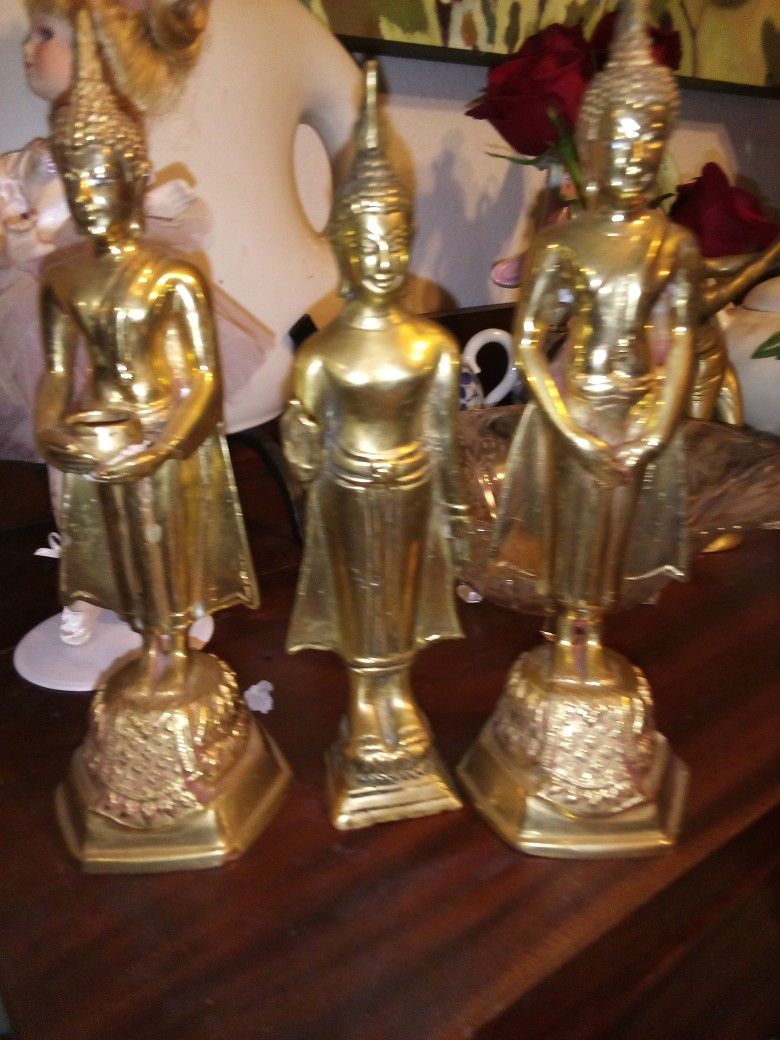 Buddha Statues 