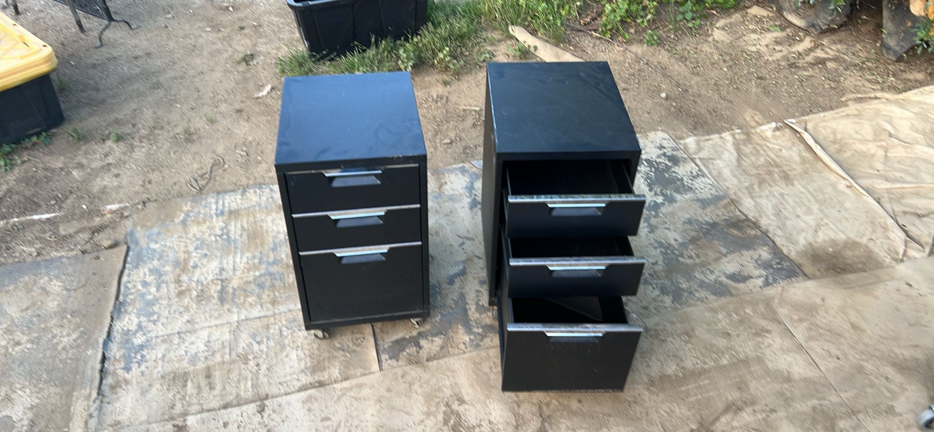 2 havenly TPS Black Metal 3-Drawer File Cabinet on Wheels