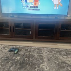 tv stand 