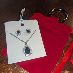 Earring/Necklace Set