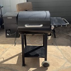 Cuisinart Wood Grill and Smoker