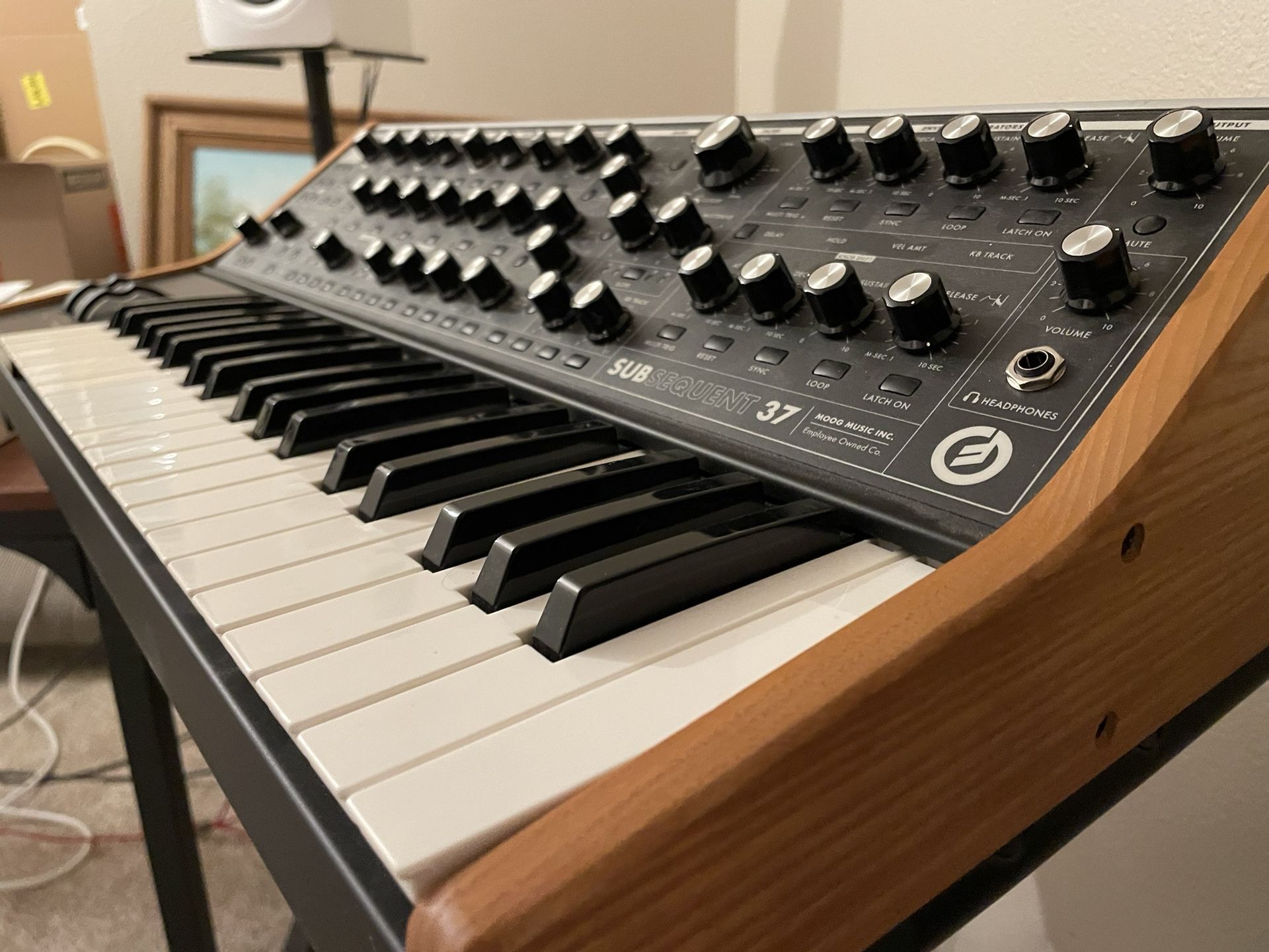 Moog Subsequent 37 - Complete