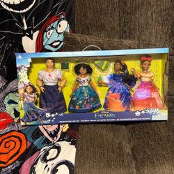 Disney Encanto Doll Set $100 OBO