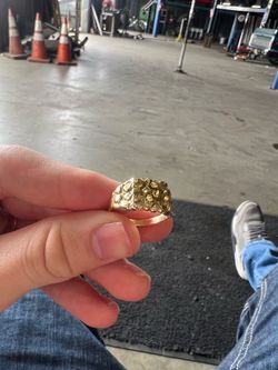 Gold nugget ring
