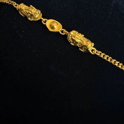 Pixiu gold color bracelet good luck