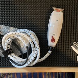 Andis T-outliner (corded)