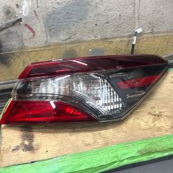 2021 2022 2023 TOYOTA CAMRY TAIL LIGHT RIGHT PASSENGER SIDE OEM
