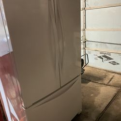 Whirlpool Refrigerator 