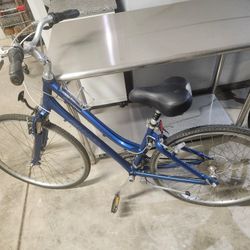 Giant Womens Cypress Comfort Bike