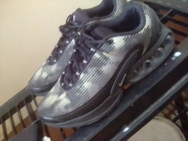 Nike Air Max DN 2025