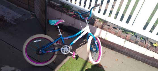 girl bikes