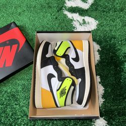 Jordan 1 Retro High ‘Volt’