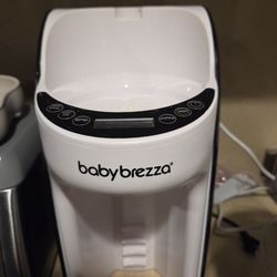 Baby Brezza Auto Formula Dispenser