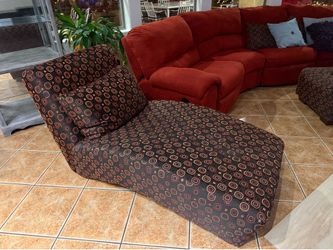Retro Chaise