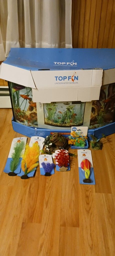 Brand New Fish Tank Full Set Up!!