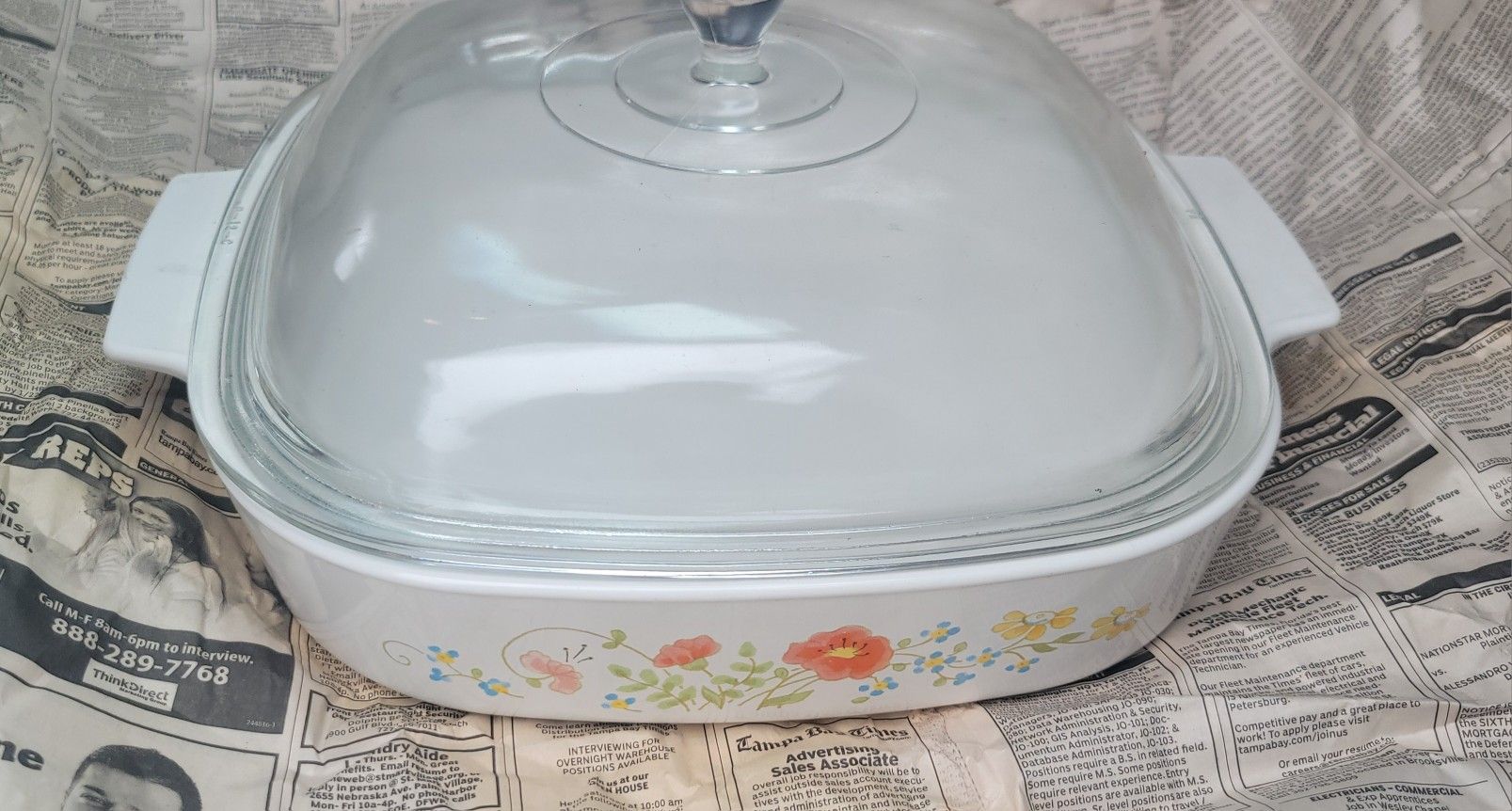 CORNING WARE DISH WITH LID
