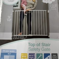 Brand New Baby Gate (Regalo Brand)