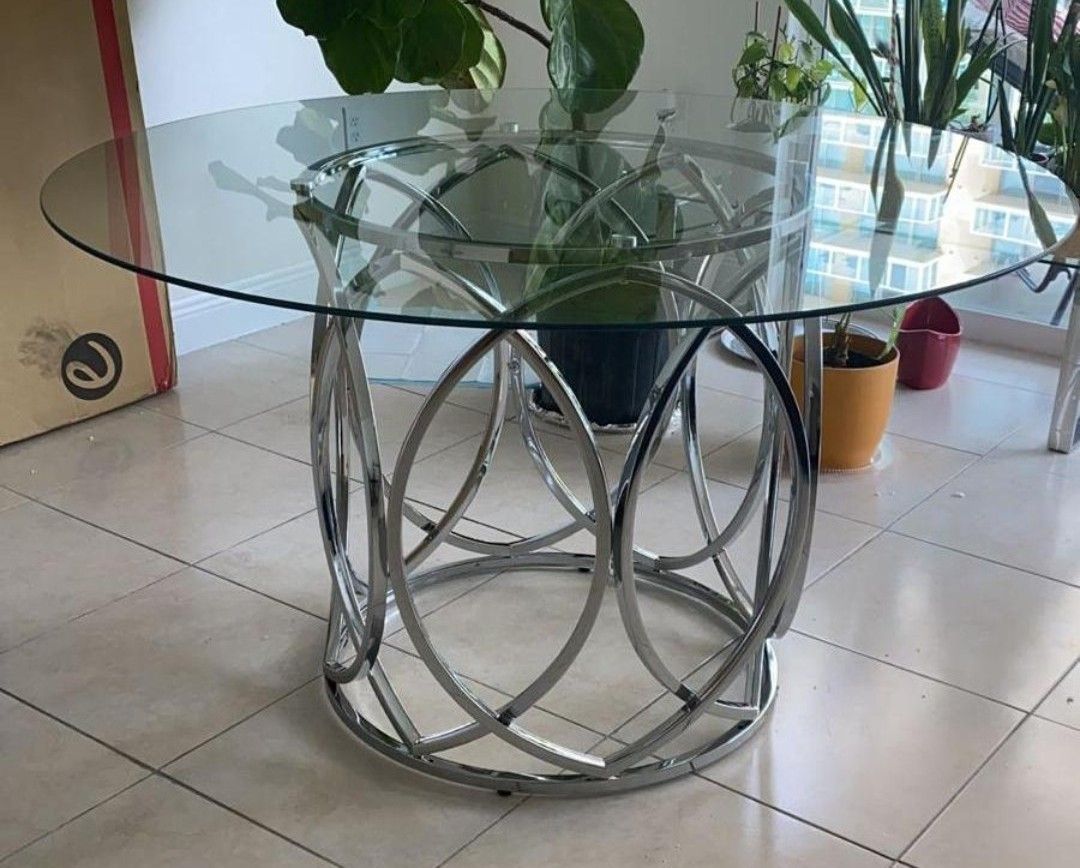 Dining table with 4 seats