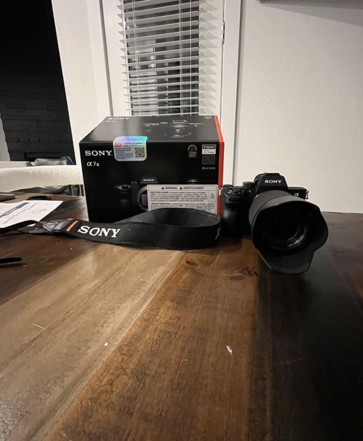 Sony AZili & FE 28-70 3.5-5.6