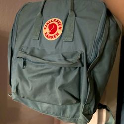 Teal Fjallraven Kanken Backpack