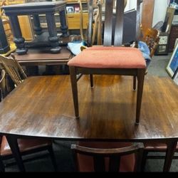 Mid-Century Modern Broyhill Brasilia Dining Table + 4 Chairs