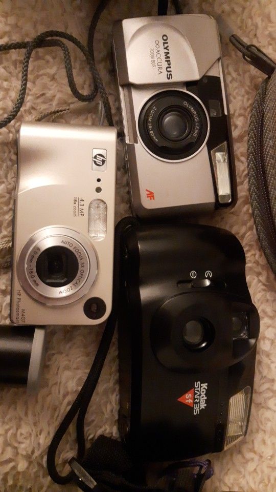 Trading This 3 Vintage Cameras For 1 Recent One