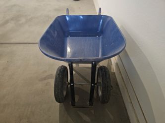 Kobalt wheel barrel
