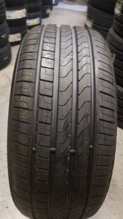 4 New Tires P235/55R19 P7 runflat MOE