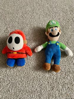 Shy Guy and Luigi Bundle Plush