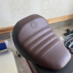 Indian Scout Bobber Seat (Brown)