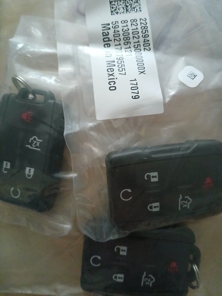 OEM Chevy Gmc Remote Fobs NEW $40.00 Each