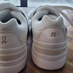 On Cloud OC "The Roger" Size 10