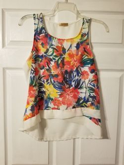 Women's Top $8.00