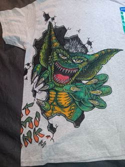 One of a kind hand drawn gremlins strip and gizmo t-shirt
