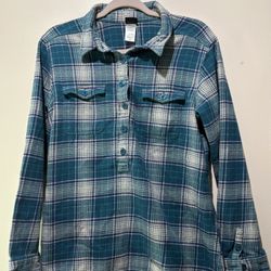 Patagonia Flannel Shirt Women’s  Long Sleeve Plaid Soft Organic Cotton