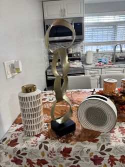 Home Decore Accents